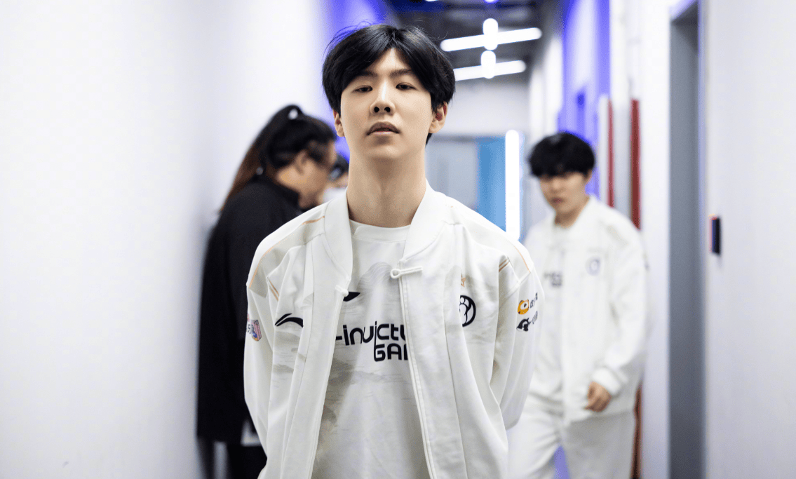 首发阵容时 首发阵容时