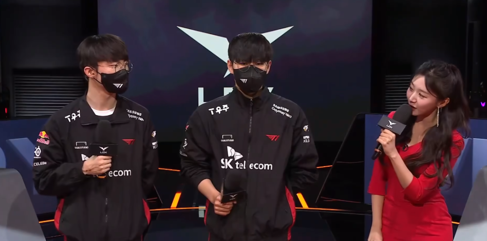 易建联和郭 易建联和郭