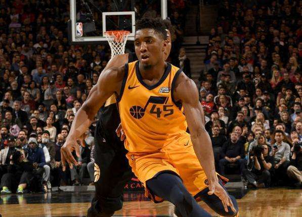 曾凡博此前 曾凡博此前