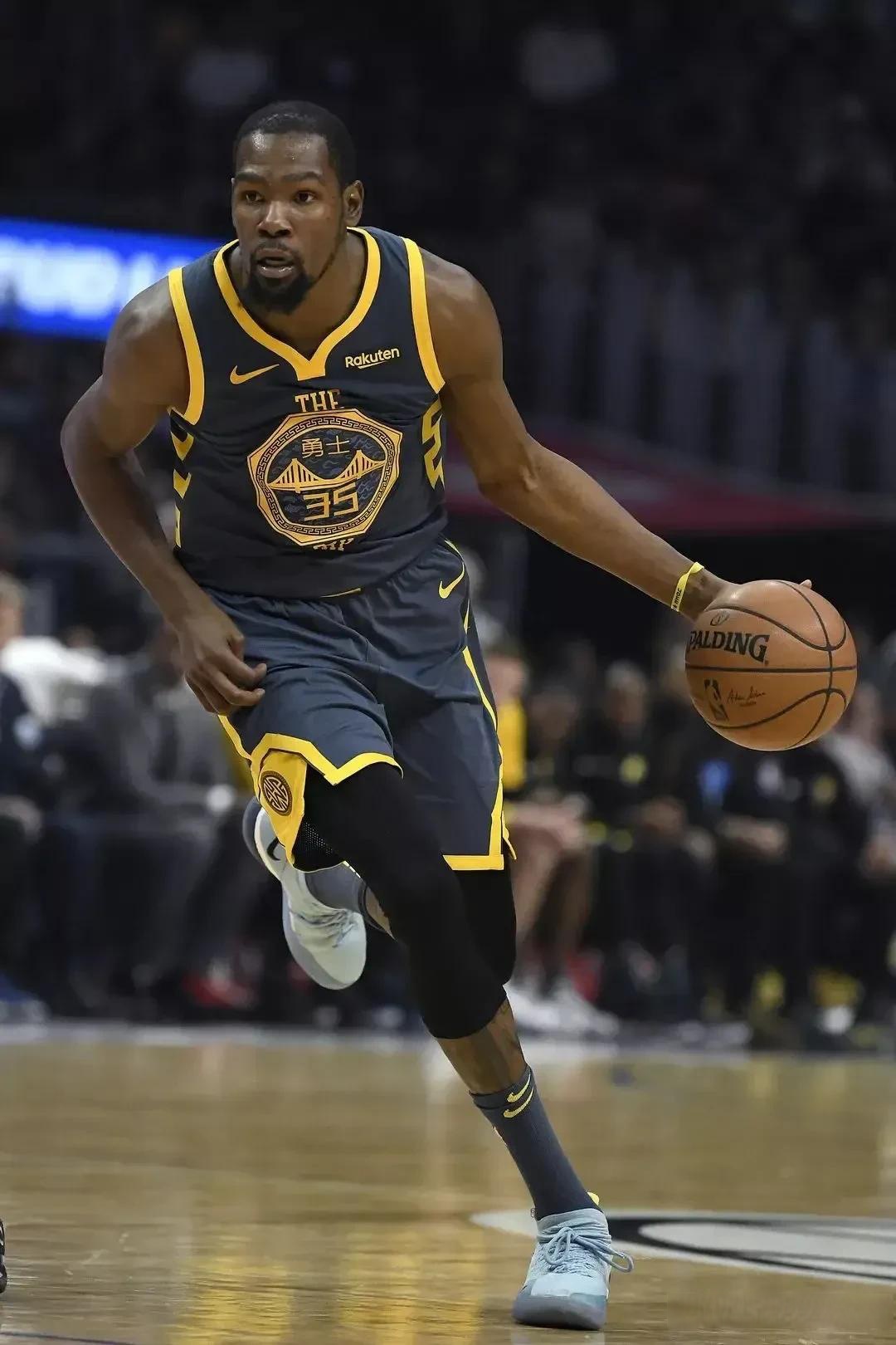 大量球迷在 大量球迷在