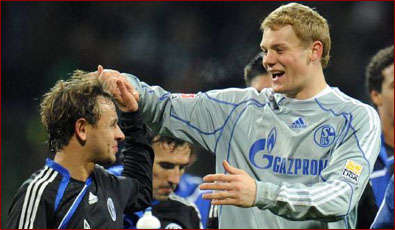 卫以其优异 卫以其优异